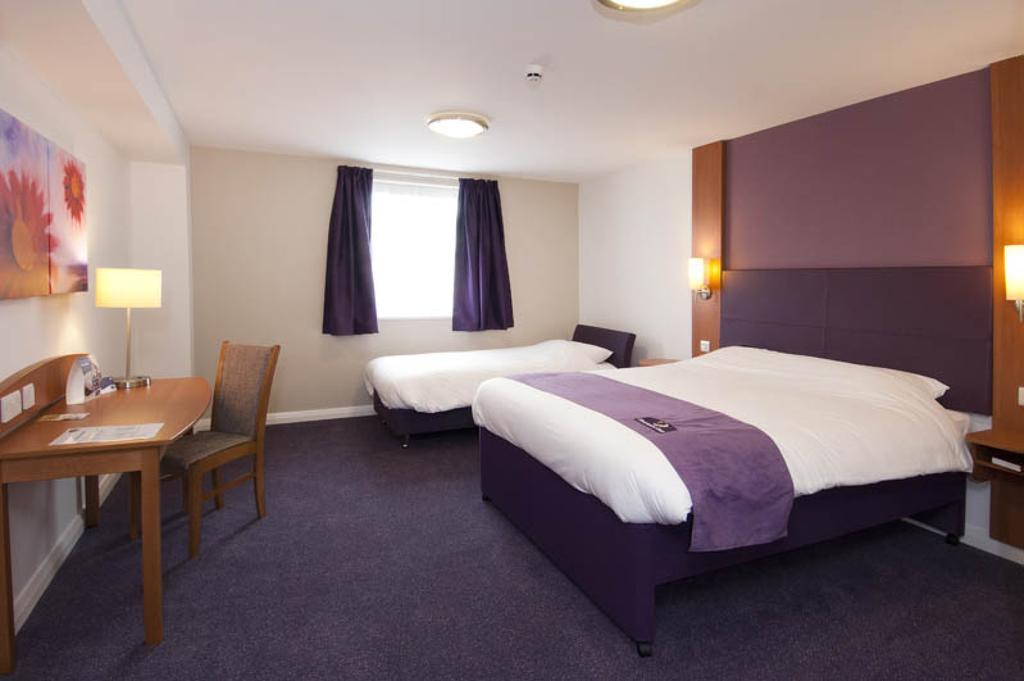 Premier Inn London Barking Oda fotoğraf