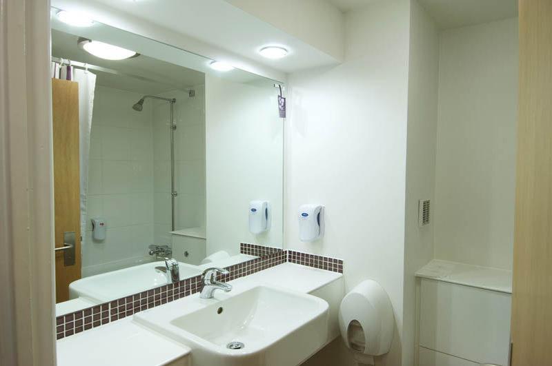 Premier Inn London Barking Dış mekan fotoğraf